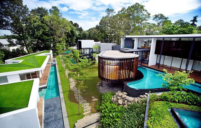 Ngôi nhà sang trọng với sân vườn nhiều tầng ở Singapore