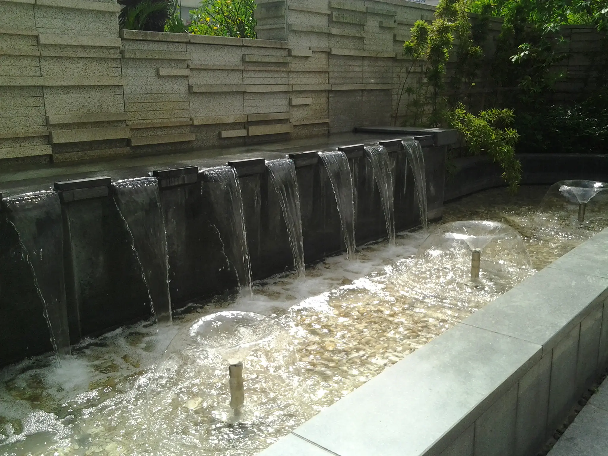 Điểm nhấn tiểu cảnh nước trong thiết kế cảnh quan và sân vườn