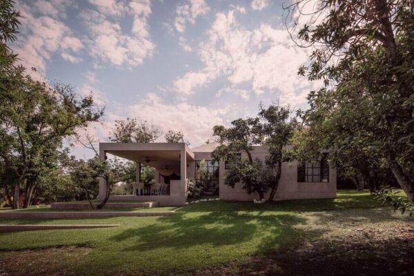 Thiết kế sân vườn Biệt thự Avocado tại Santiago, Mexico