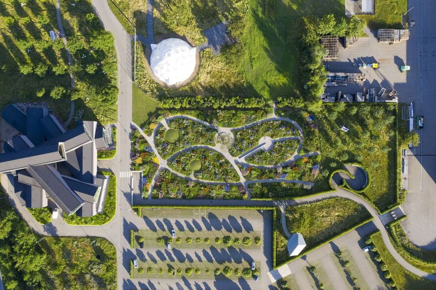 Cảnh quan vườn Vitra Campus - Khu vườn độc đáo tại Đức