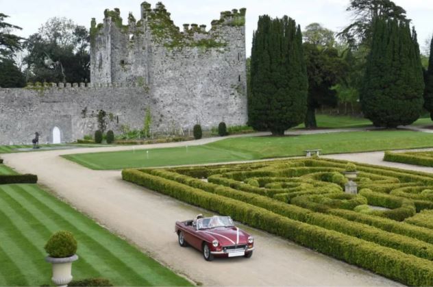 Vườn hoa kiểu Anh truyền thống